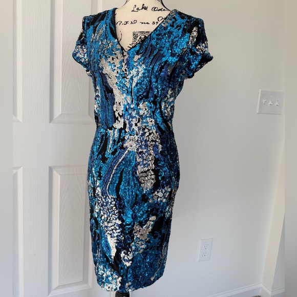 VTG CACHÉ Midi Dress Sequin Blue/Silver Zipped Closure Sz M Stunning Luxury - Picture 3 of 16